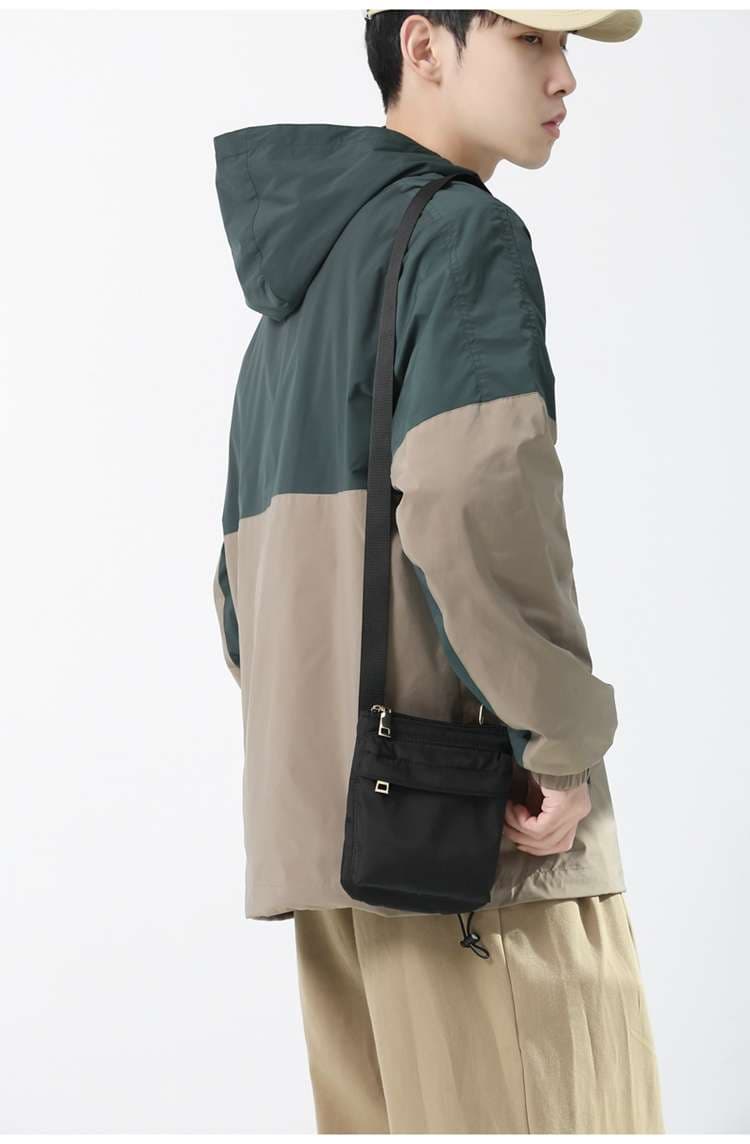 軽量コンパクトサコッシュ