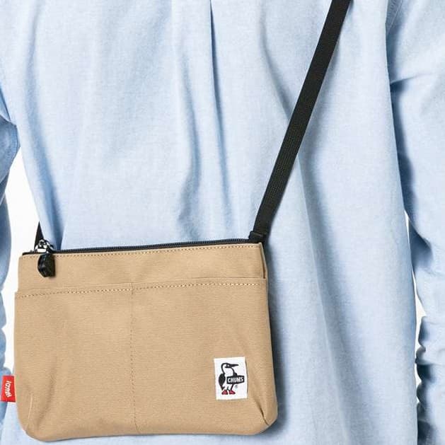 サコッシュ アウトドア向け軽量肩掛けポーチ