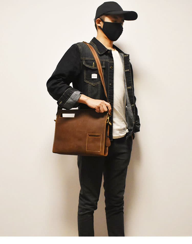 職人が作る本革サコッシュ