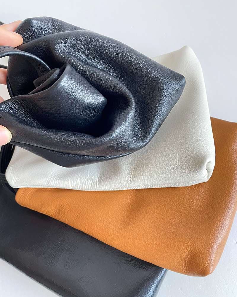 サコッシュ シンプル革素材ミニショルダー