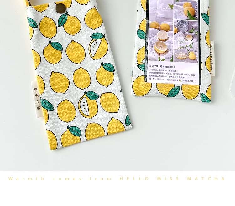シンプル携帯ポケットサコッシュ