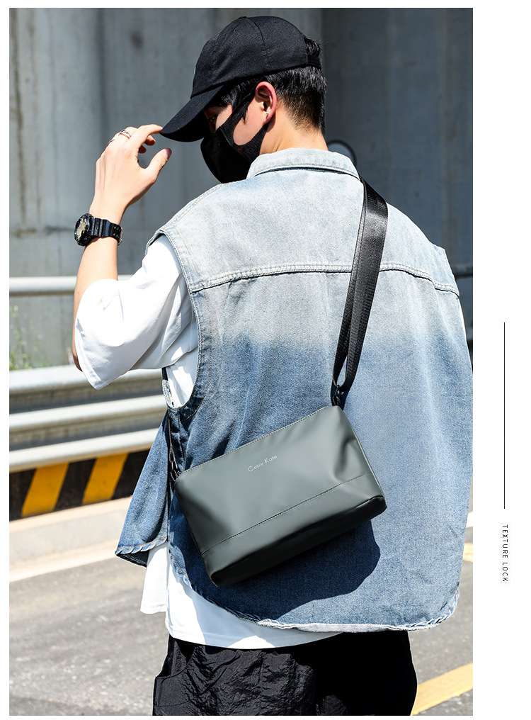 サコッシュ 都会的シンプル斜め掛けバッグ
