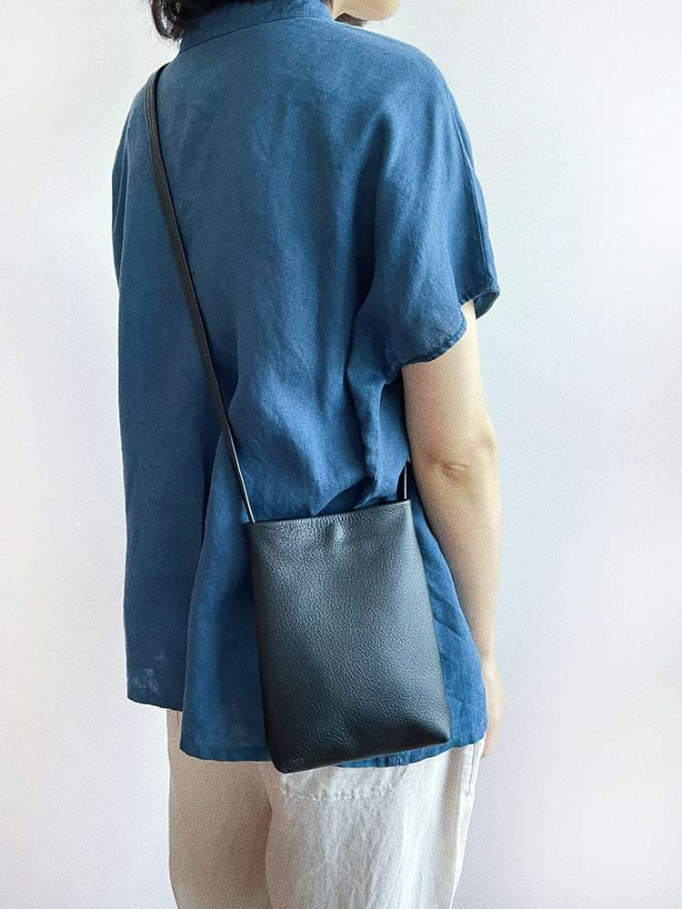 サコッシュ シンプル革素材ミニショルダー
