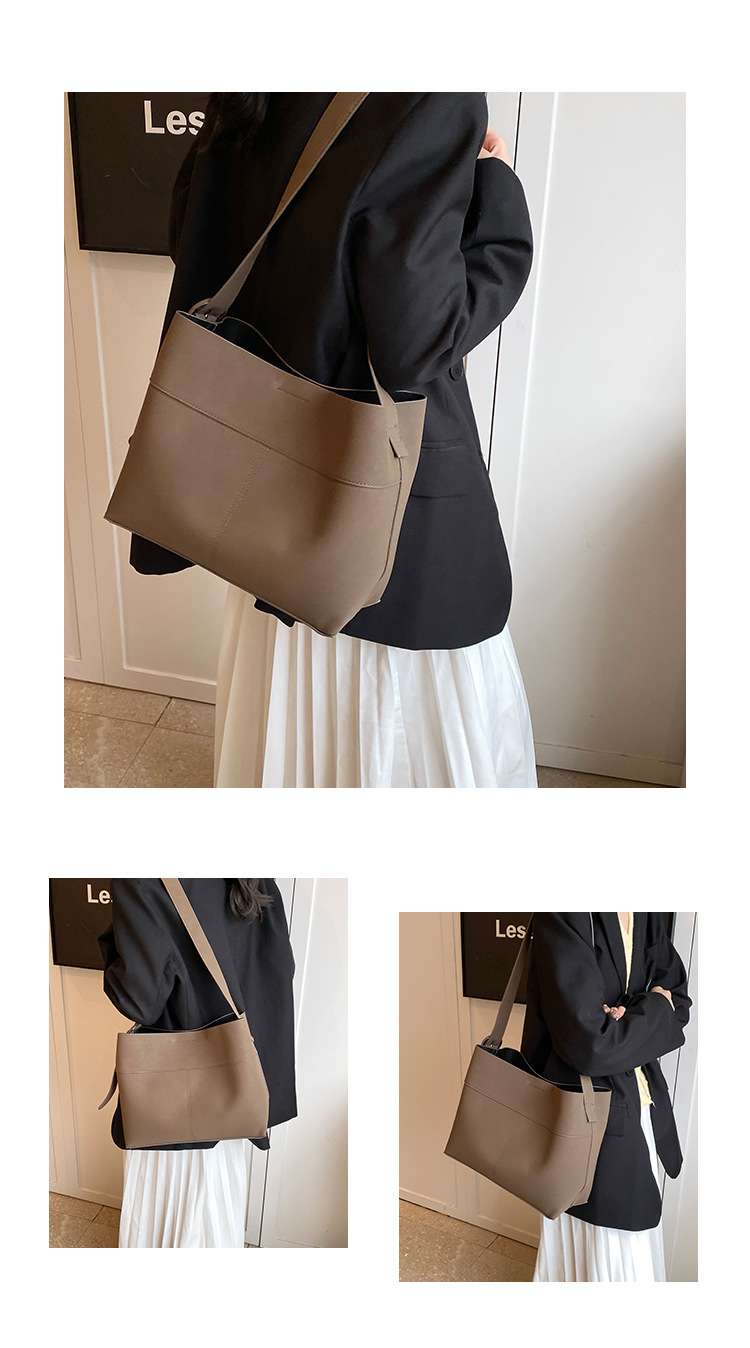 サコッシュ シンプル上質レザーショルダーバッグ