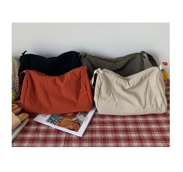 サコッシュ 軽やかシンプルショルダー