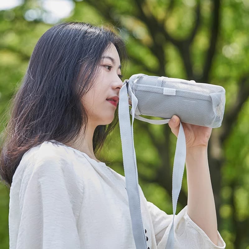 メッシュ水筒ポケットサコッシュ
