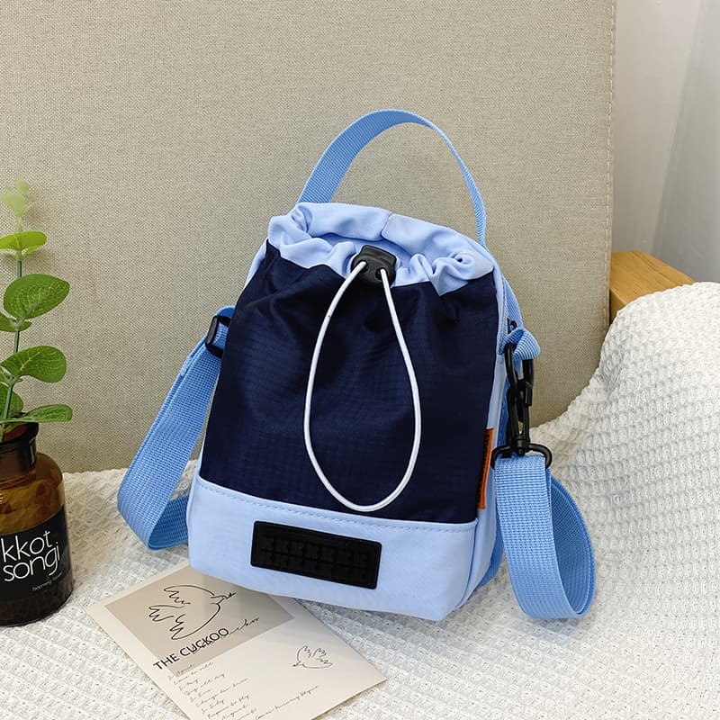 キッズ水筒ポケット付きサコッシュ