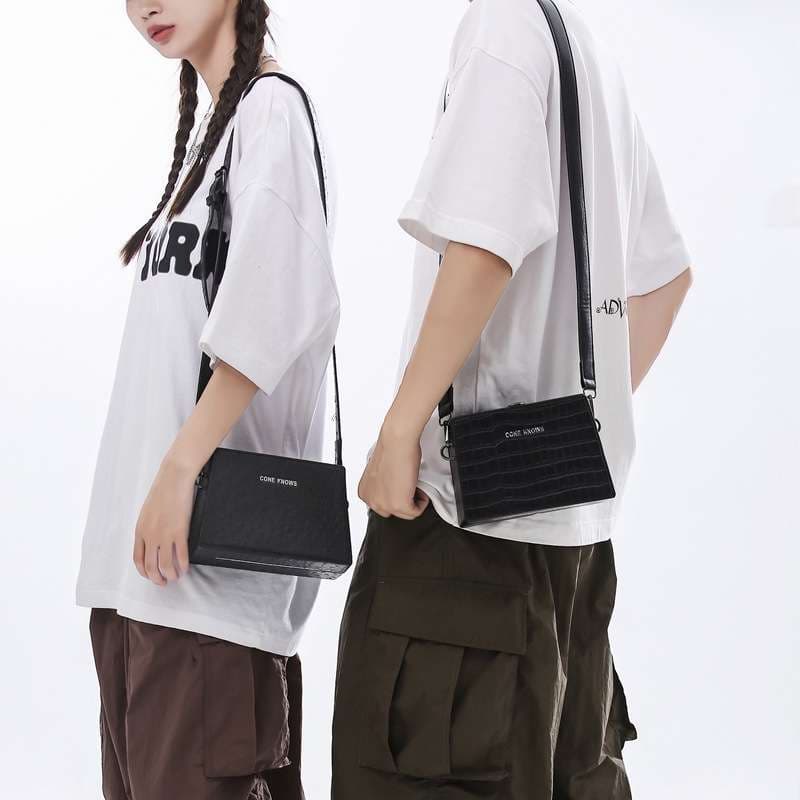 サコッシュ シンプル＆スタイリッシュサコッシュ