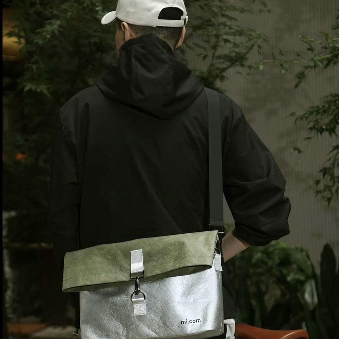 アーバンスタイル レザーサコッシュ