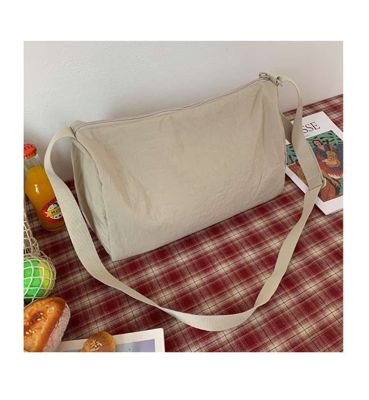 サコッシュ 軽やかシンプルショルダー