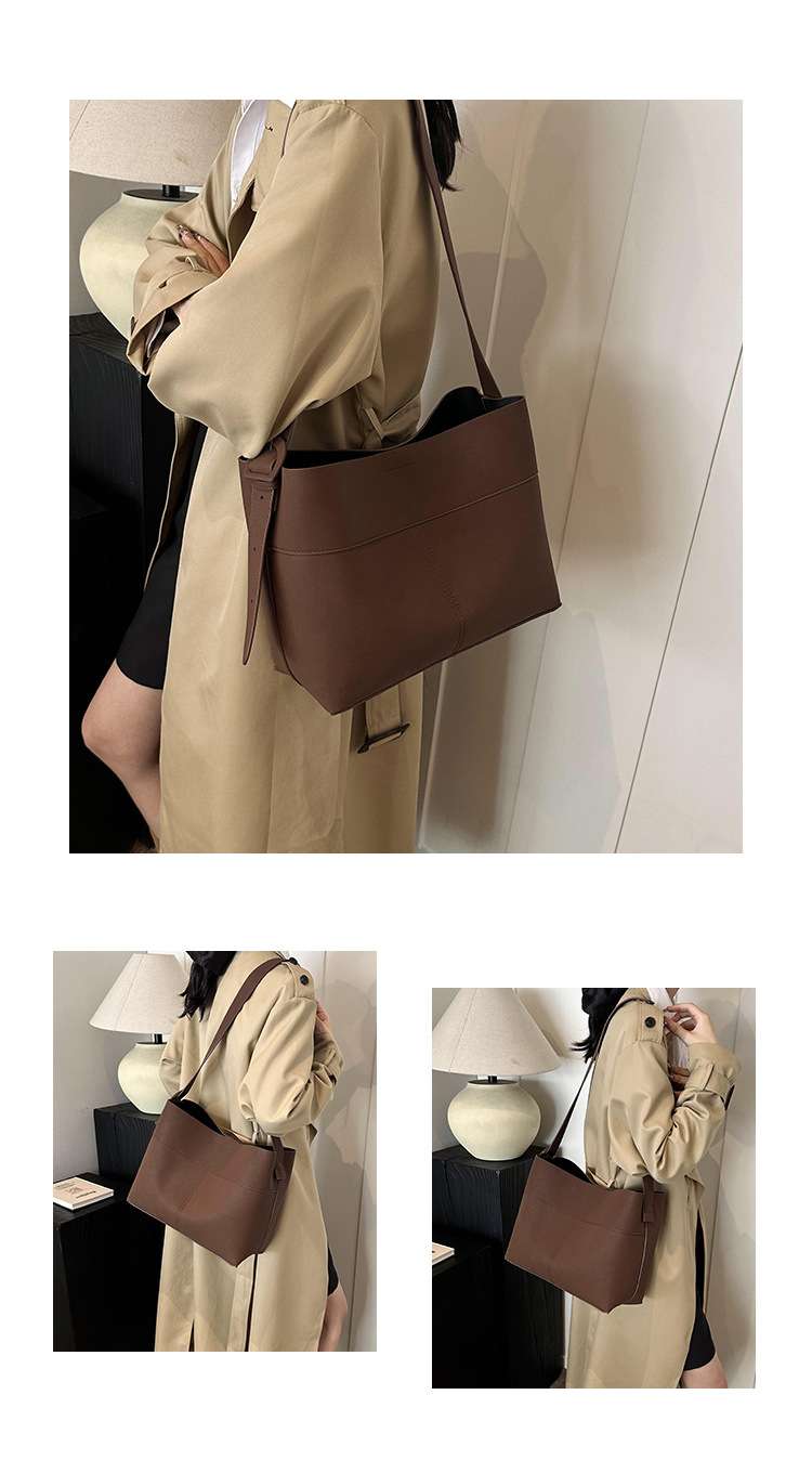 サコッシュ シンプル上質レザーショルダーバッグ