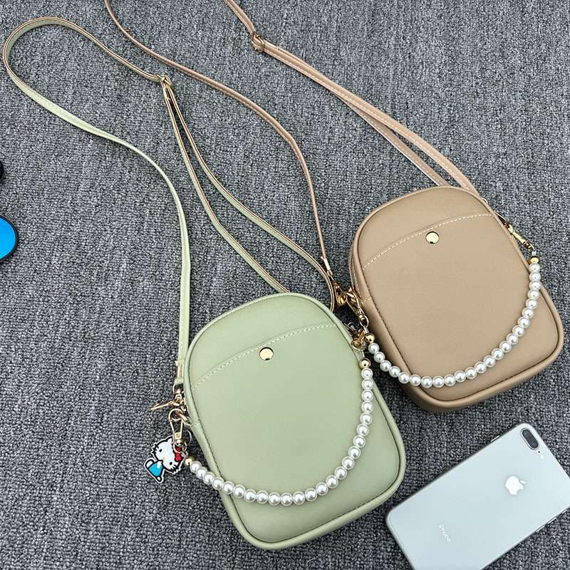 サコッシュ パール付きミニショルダーバッグ